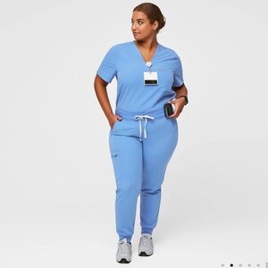 Ciel blue figs scrub set